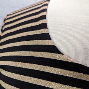 Chicos Travelers Sz 0 4-6 Metallic Gold & Black Stripe Short Sleeve Tee V Back